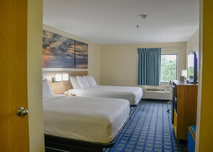 Hotel Days By Wyndham Mount Vernon